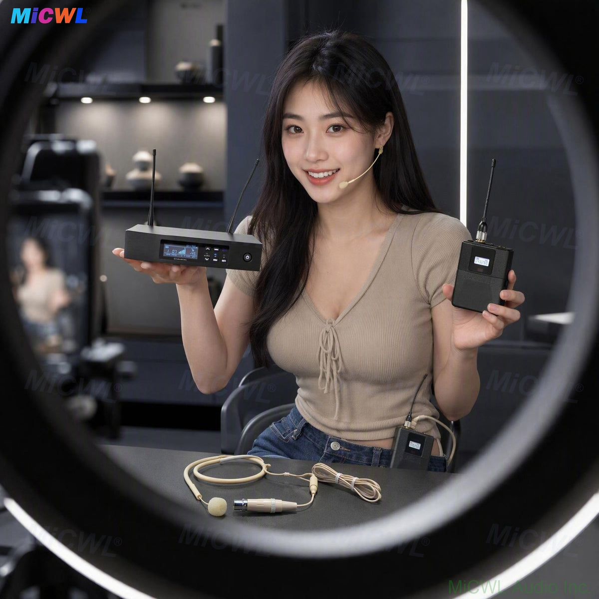 QLXD14 Wireless Beige Headset Microphone System B20 Omnidirectional Earset BeltPack