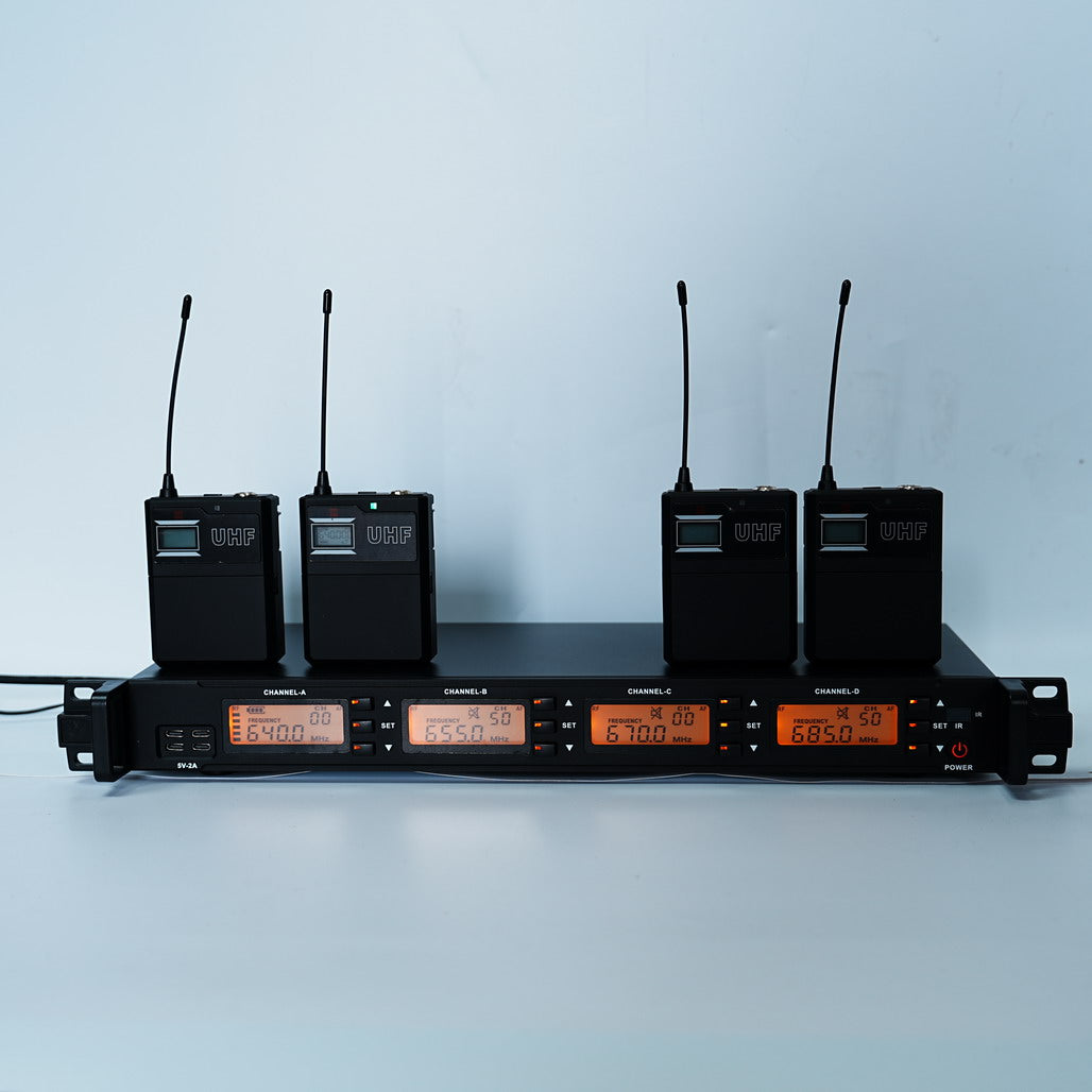 MiCWL W400 4-Channel UHF Wireless Microphone System 2 Handheld 2 Lavalier Kits